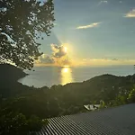 Villa Tout Confort Vue Sur Mer Avec Piscine - Proche Plages !