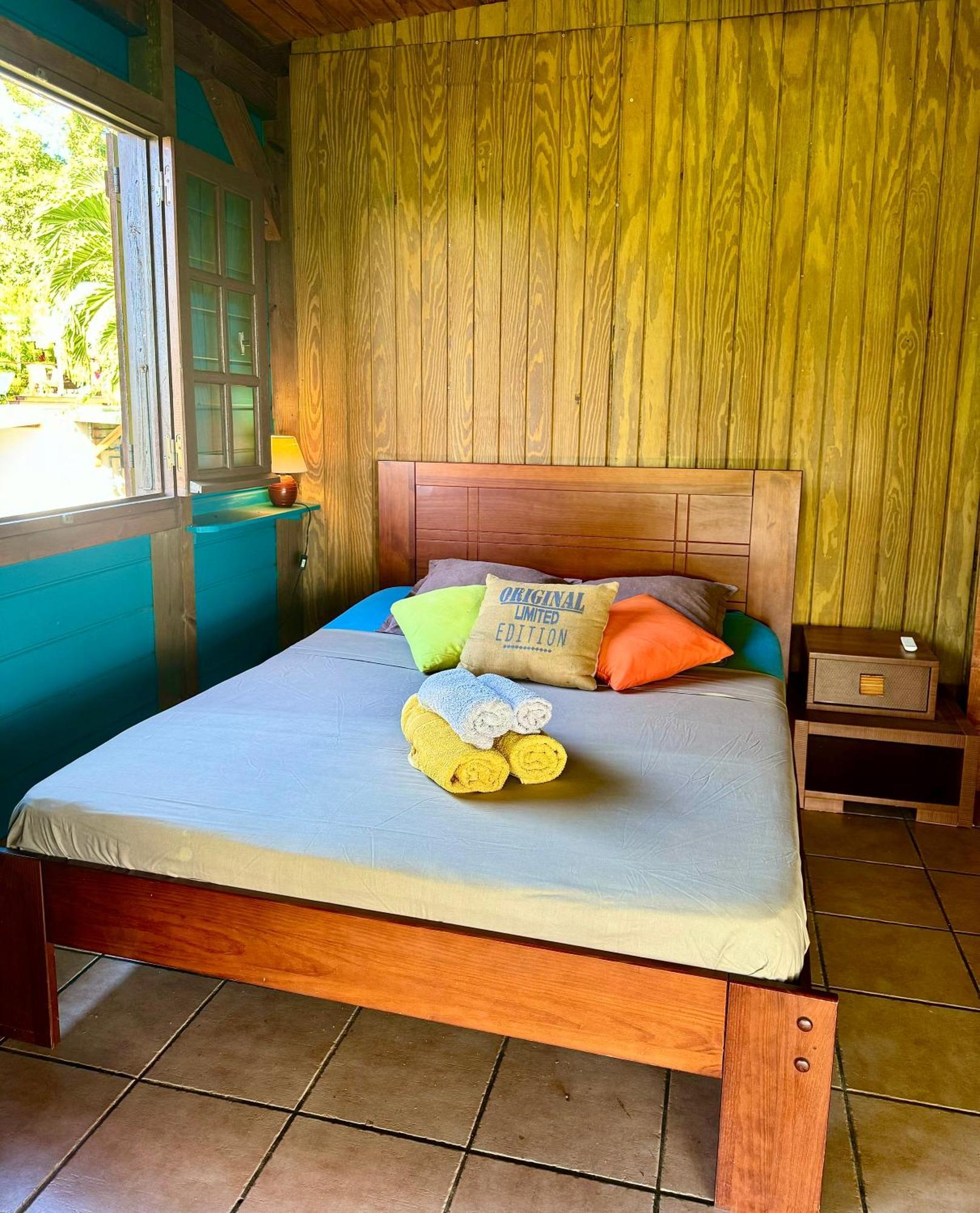 Confort Vue Sur Avec Piscine - Proche Plages ! Villa Deshaies